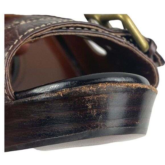 Marc fisher Burgundy Pebbled Leather Platform Heels Pep Toe Two Buckles US 8.5M - Picture 11 of 15